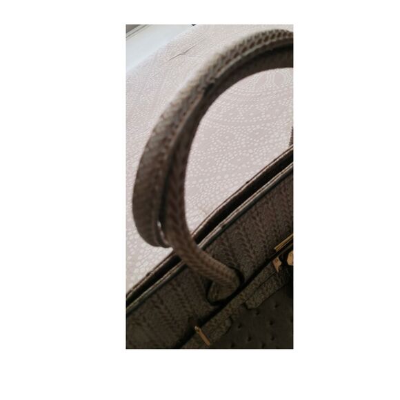 Silver Faux Ostrich Skin Pattern Leather Women’s Satchel Purse Handbag Used - Picture 4 of 16